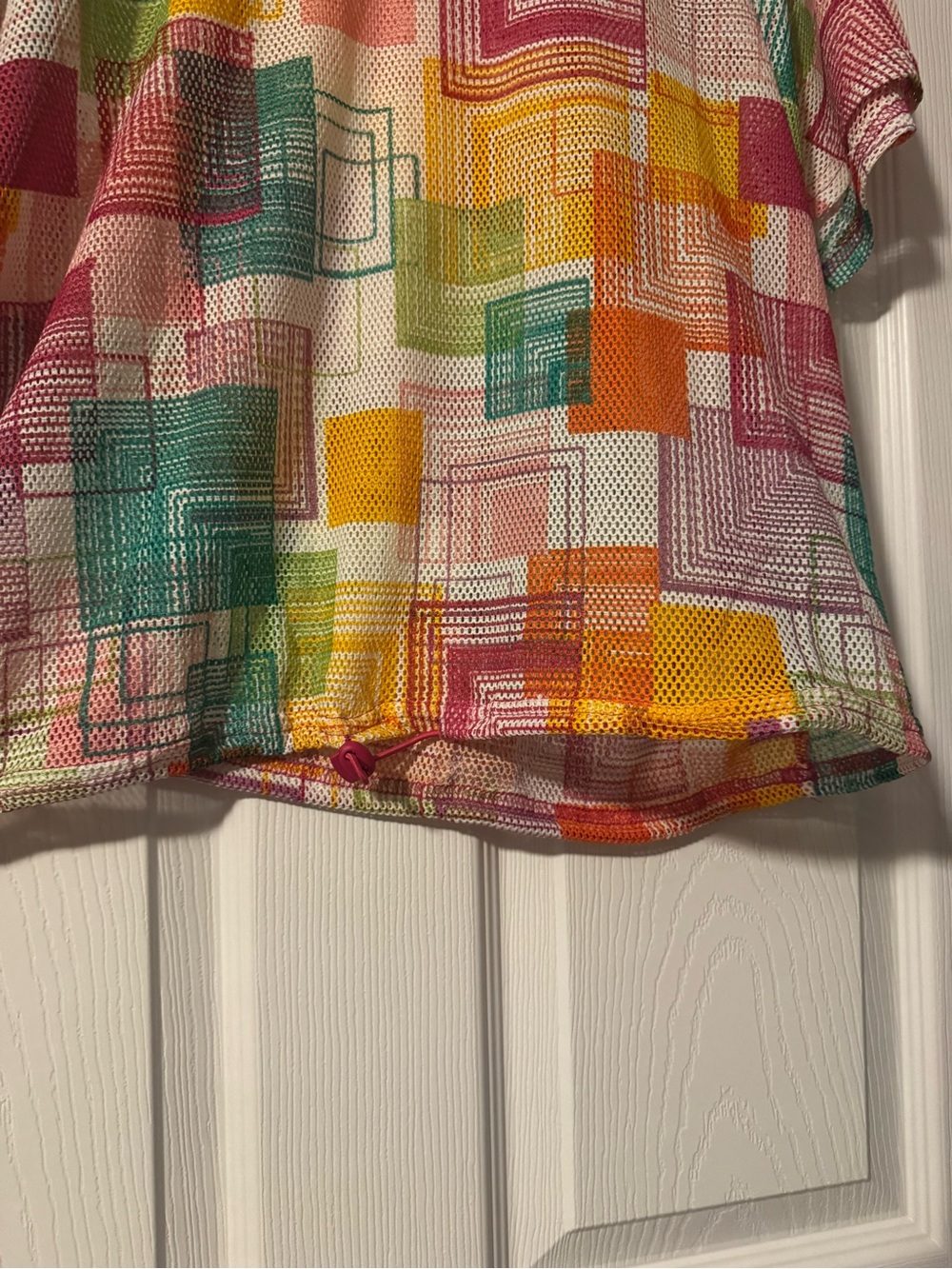 Multi-Color Geometric Knit Short Sleeve Top - Women's - Picture 3 of 6